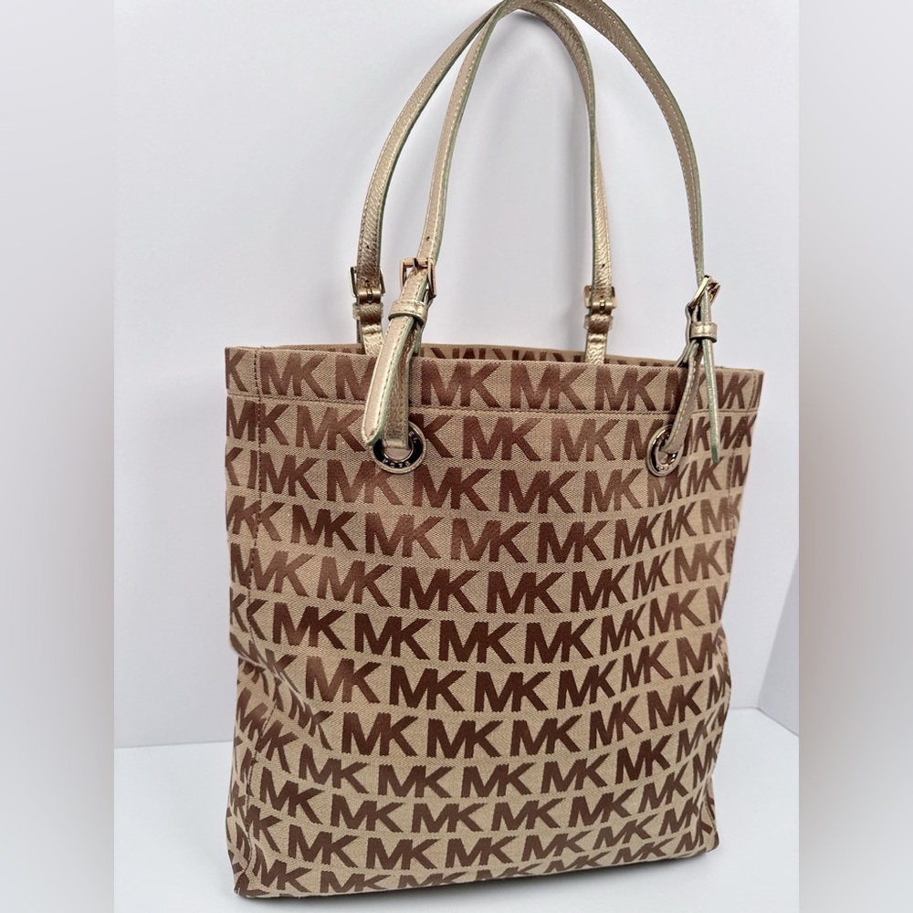Michael Kors Jet Set Signature Handbag Tote Bag Purse Jacquard/Leather Tan/Brown